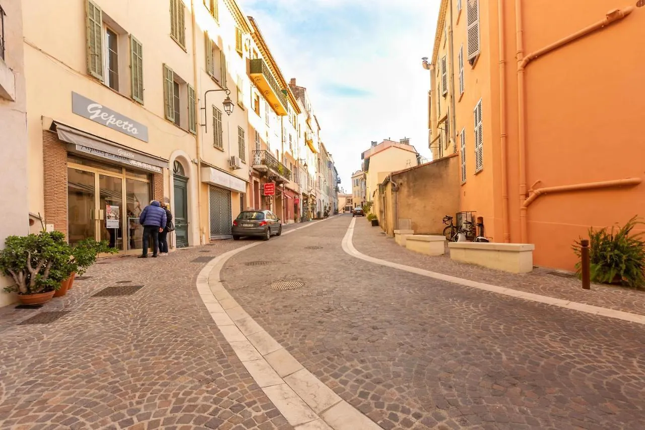 Traverse Des Artistes Cannes