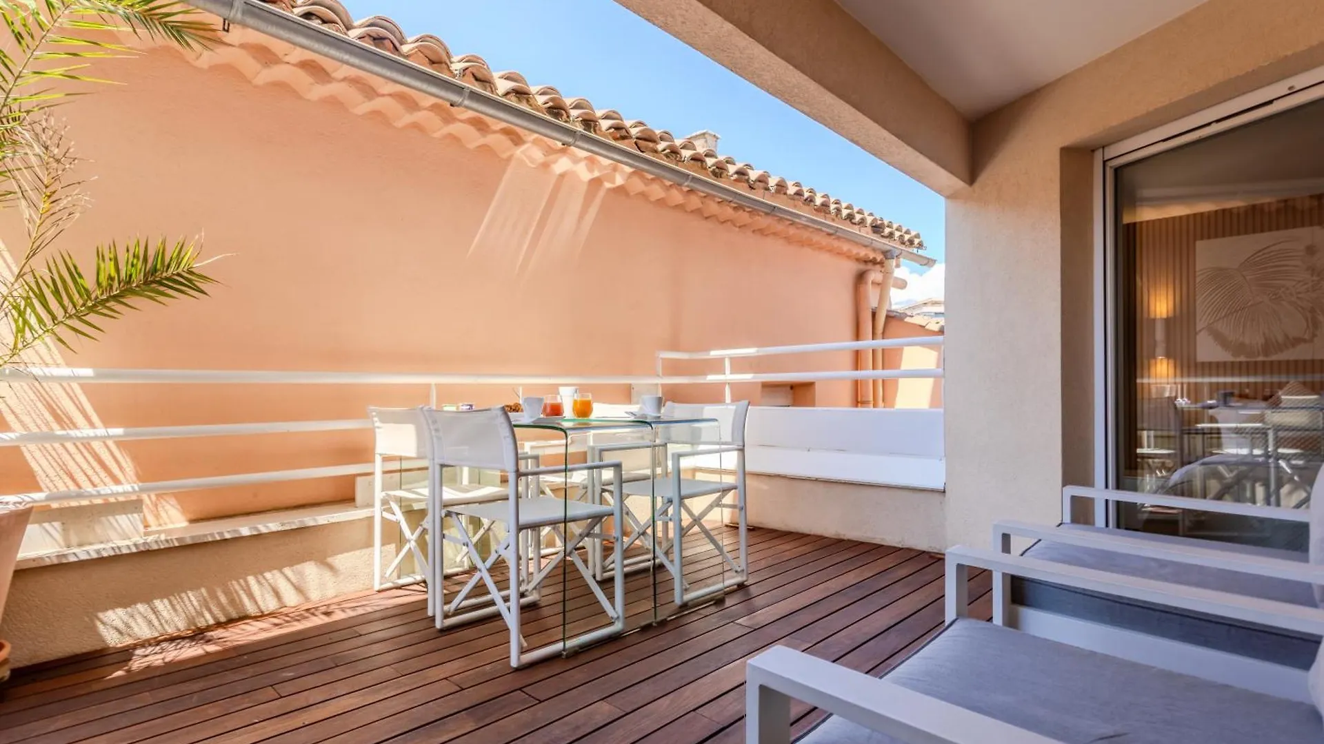 Traverse Des Artistes Cannes 3*,  France